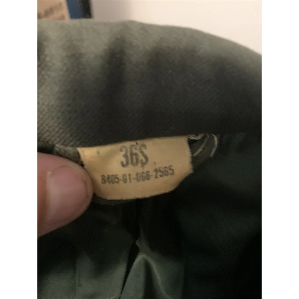 U.S Army Military Green Coat AG-44 Tranport Staff Sargent Patches 1970's